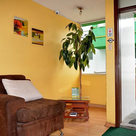 Hostal Terra 2 - El Condado Quito Luaran gambar